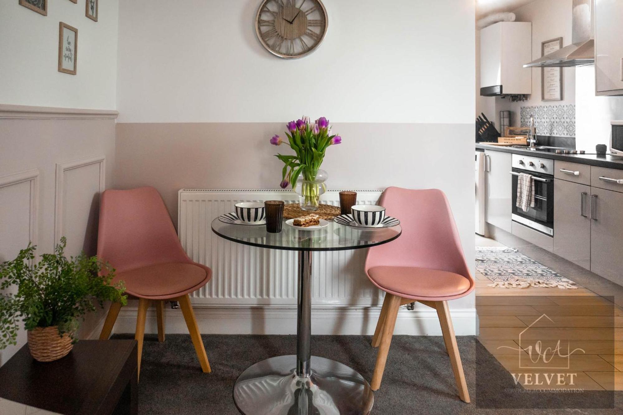 1 Bed House , Free Wifi,Free Parking,Leasure,Business Apartment Swansea Exterior foto